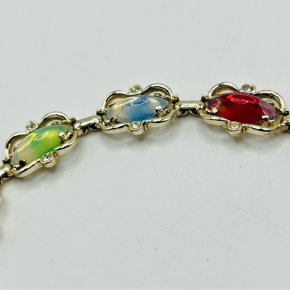 Vintage 1959 Sarah Coventry ‘Sabrina Fair’ Vibrant rainbow stone Bracelet - Picture 4 of 6